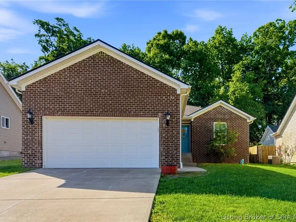 812 Twin Oaks Drive, Henryville, IN 47126
