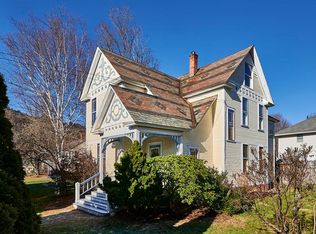 8 Church St, Shelburne, MA 01370