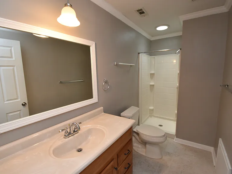 504 S Kings Point Rd — Photo 13
