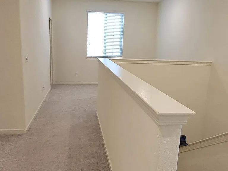 8013 Avanti Dr — Photo 18