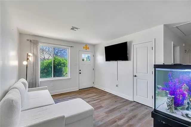 1300 Nursery Pl — Photo 4