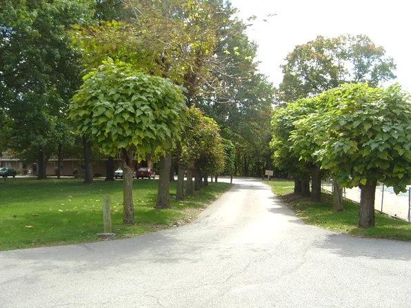 Corby Grove Apartments