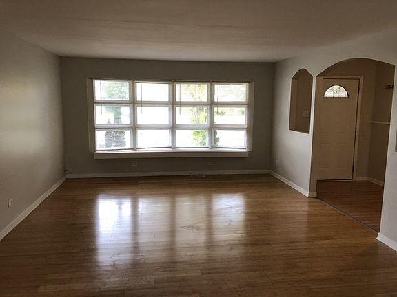 5th image of 850 Macarthur Dr