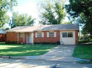 4607 Meadow Lake Dr, Wichita Falls, TX 76310