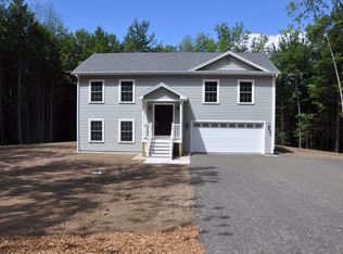 3 Flintlock Ln, New Gloucester, ME 04260