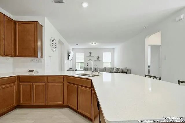 11214 Plaudit — Photo 9