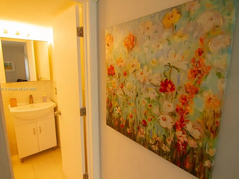 753 Michigan Ave #2C — Photo 3