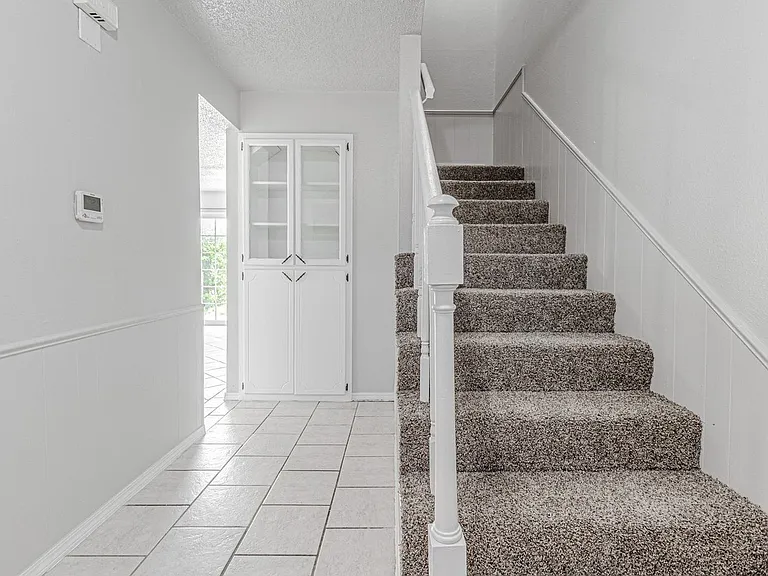1402 Bill Carrol Dr — Photo 5