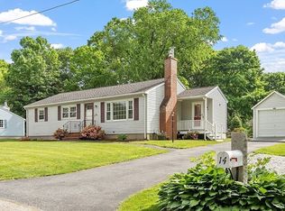 14 Kenwood St, Chelmsford, MA 01824