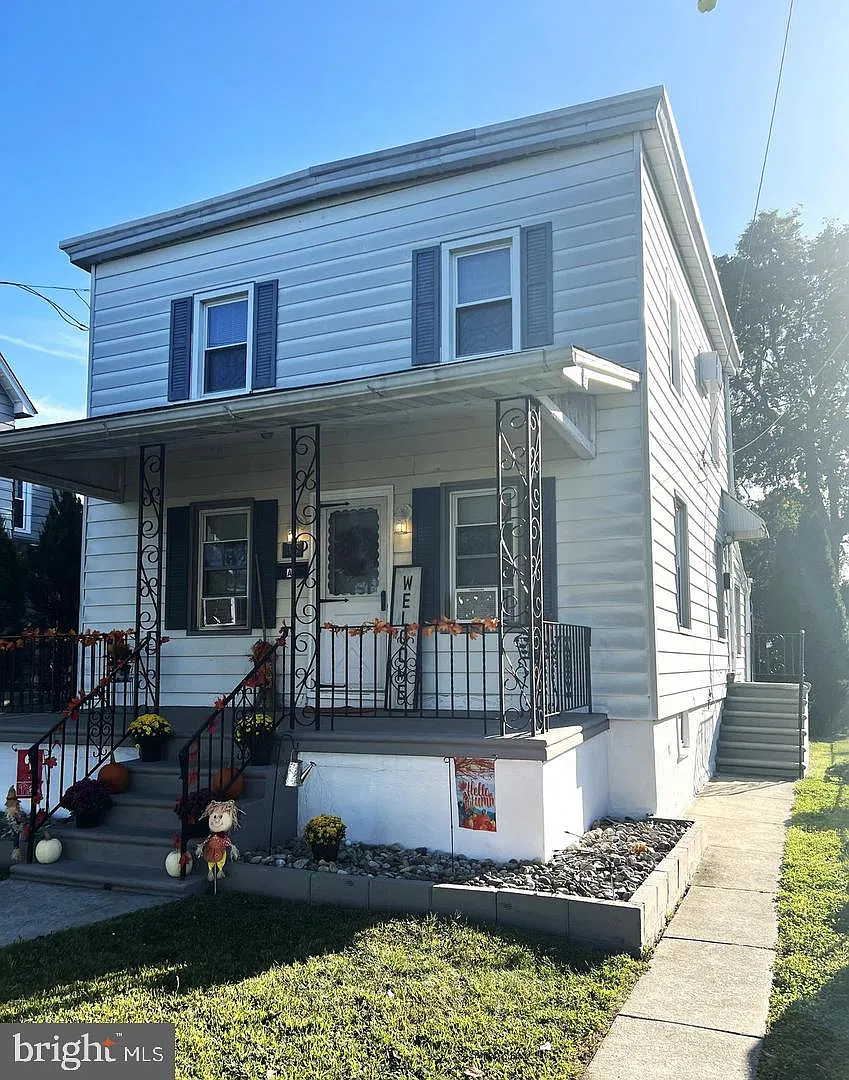 1 bed, 1.0 bath, 1206 sqft, $1,675 — Photo 1