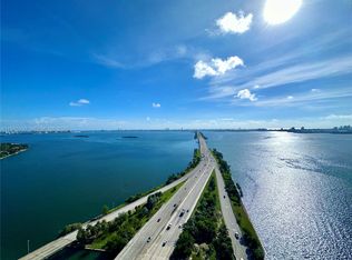 601 NE 36th St APT 3111, Miami, FL 33137