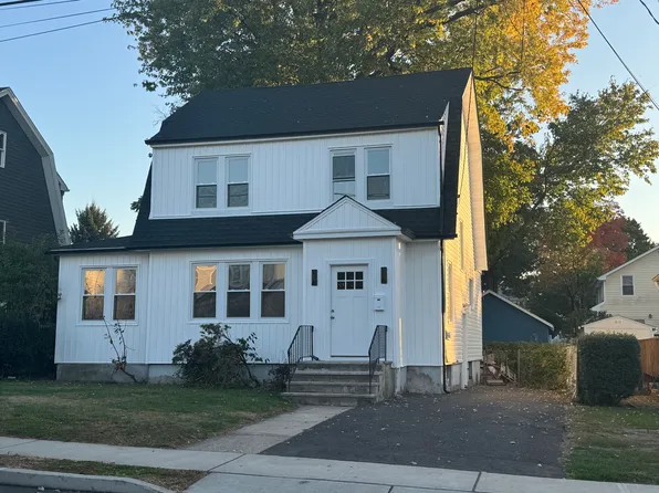 64 Pine St, Bogota, NJ 07603