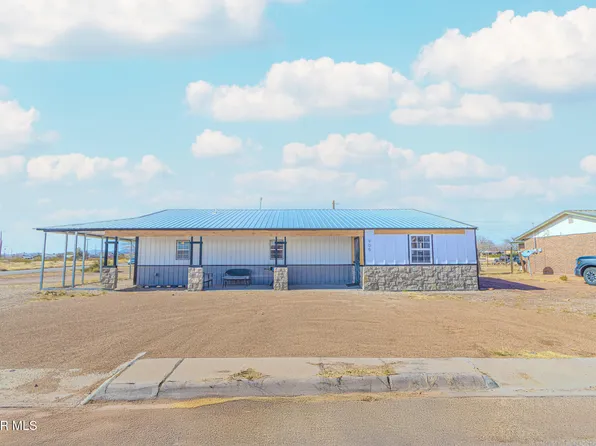 905 Summer St, Van Horn, TX 79855