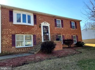 9515 Dalmatia Dr, Clinton, MD 20735