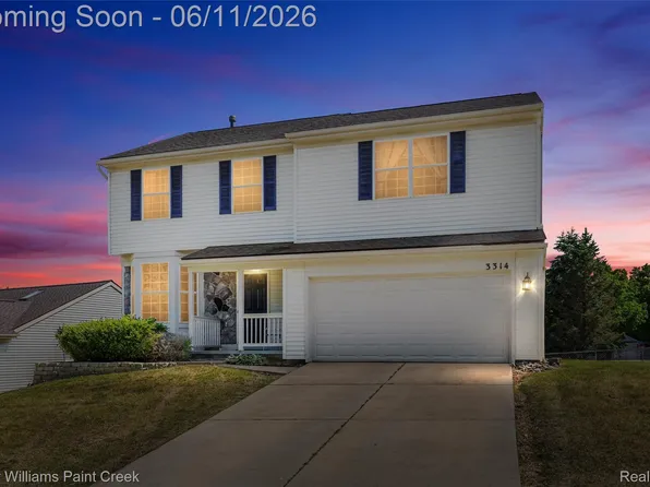 3314 Valley Rise Dr, Holly, MI 48442