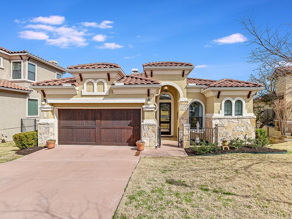 1st image of 418 Indianwood Dr
