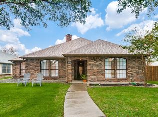 3739 Remington Dr, Carrollton, TX 75007