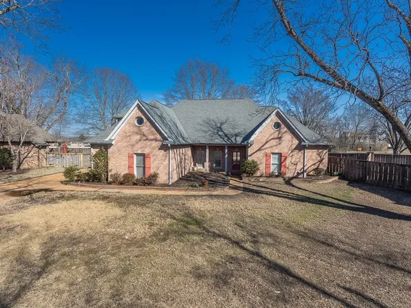 12186 N Shady Tree Ln, Arlington, TN 38002