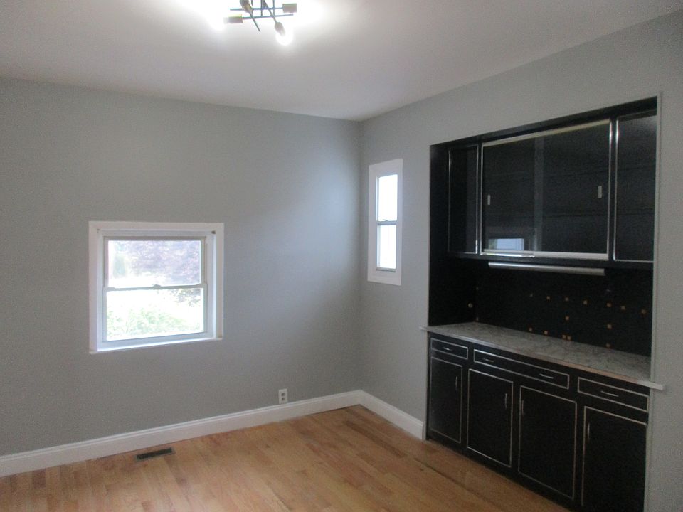 1st image of 2805 Oakley Ave #A
