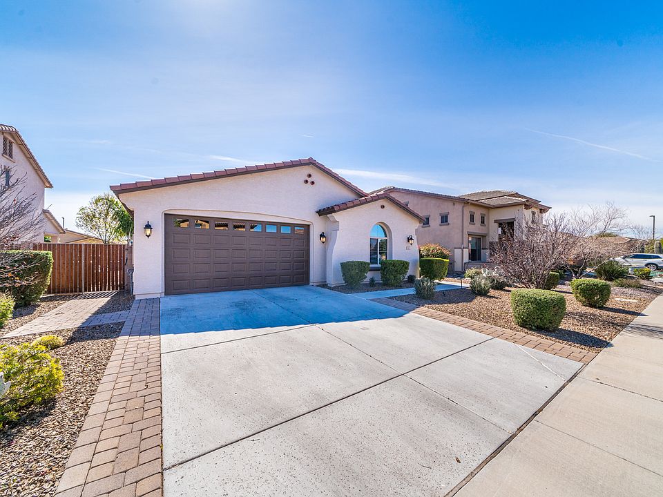 1st image of 2681 E Narrowleaf Dr