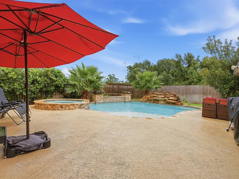 2538 Acadiana Ln — Photo 37