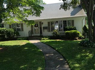 15 Manilla Ave, Cranston, RI 02920