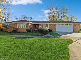 18716 Sherman St, Lansing, IL