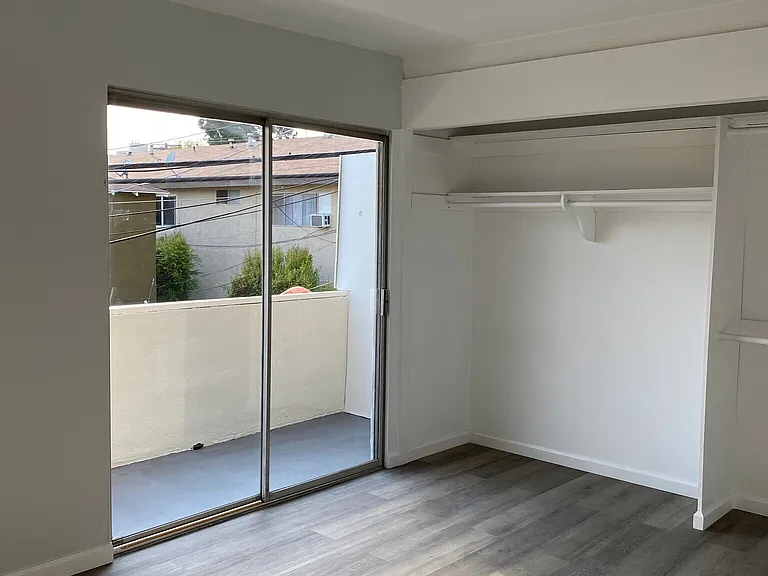 3609 Dunn Dr #4 — Photo 7