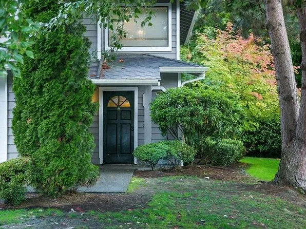 15900 NE 40th St #26B, Redmond, WA 98052