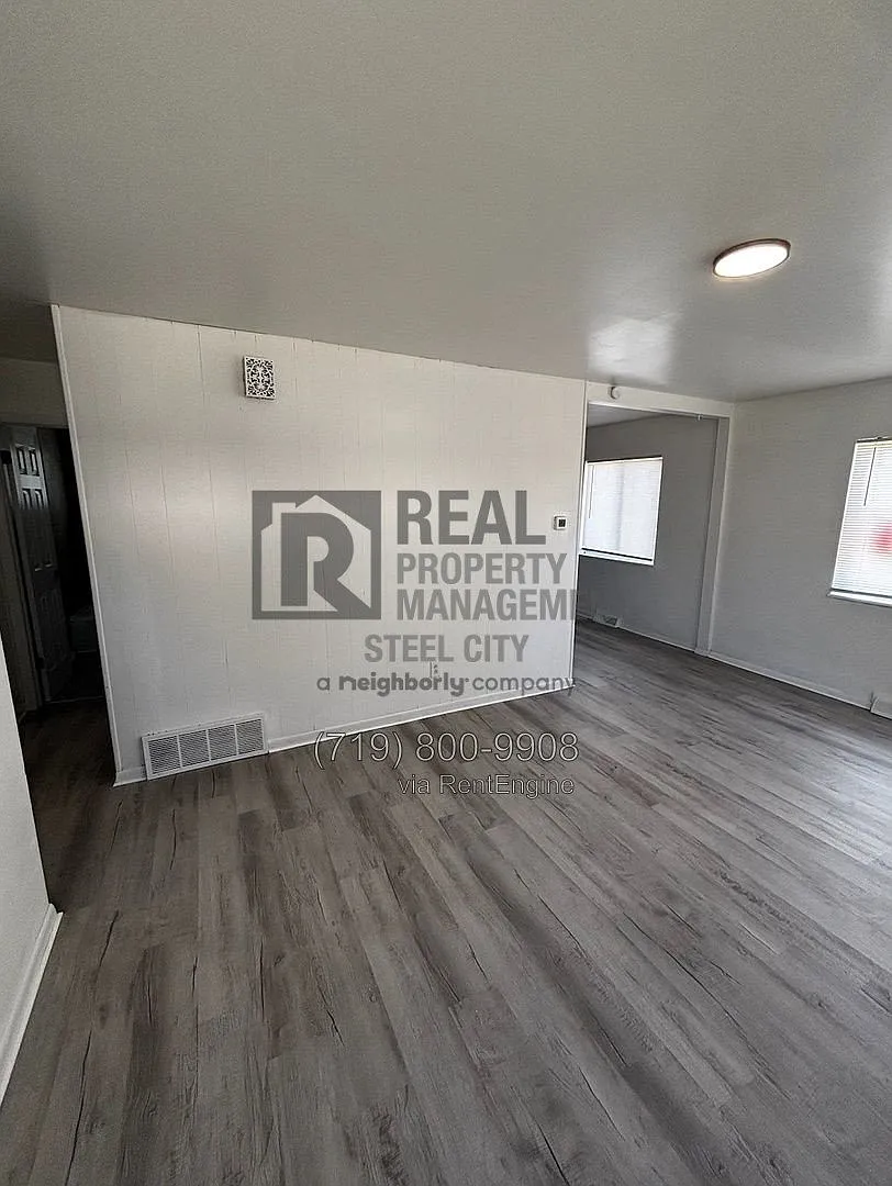 2 bed, 1.0 bath, 816 sqft, $1,150 — Photo 2