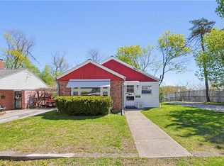 35 N Long St, Johnston, RI 02919