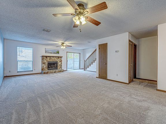 5th image of 1139 Fromage Cir W