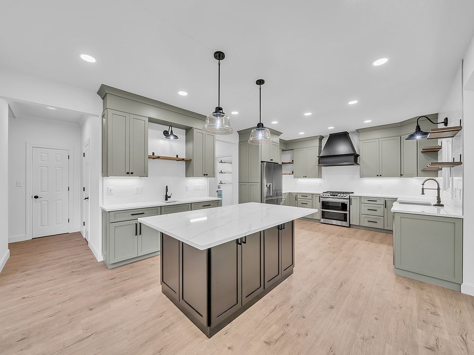 1st image of 2865 Carriage Way