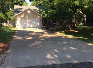 175 Nice Place Rd, Clever, MO 65631