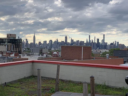 Rented by Flatiron Real Estate Advisors LLC | media 18