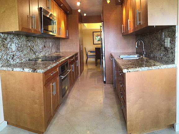 3rd image of 290 174th St APT 501