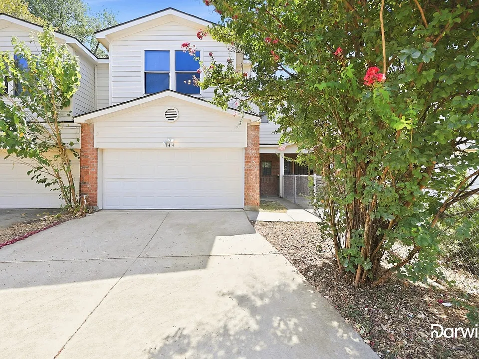 144 Creek Cove Dr