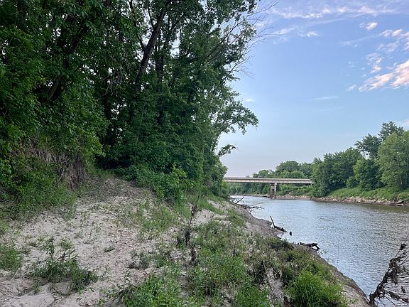 3rd image of 18395 State Highway 11