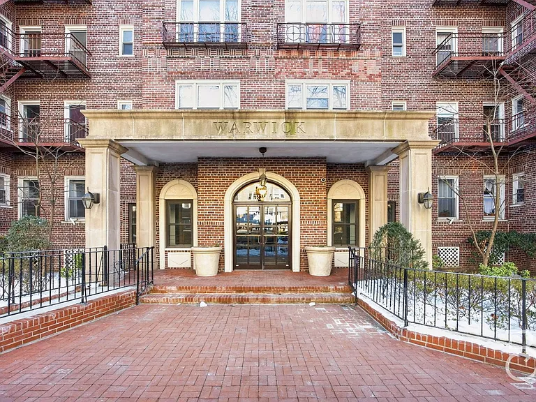 76-12 35th Ave #2D — Photo 15