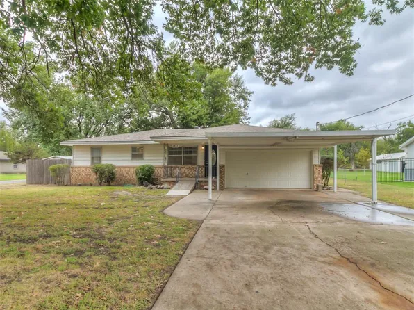 1301 N Carol Ln, Oklahoma City, OK 73127