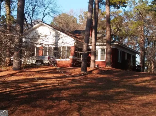 2193 Ben Hill Rd, East Pt, GA 30344