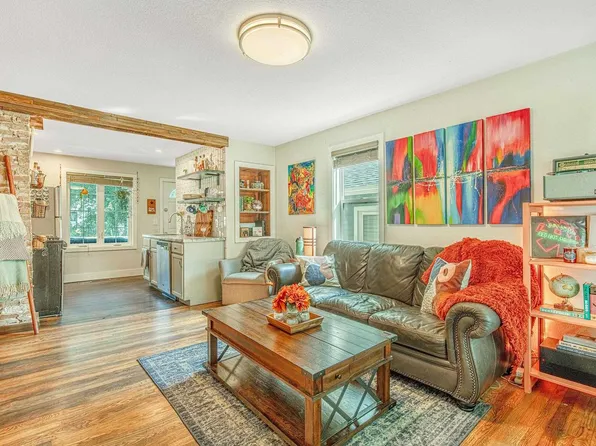 531 PAWLING Street, Madison, WI 53704