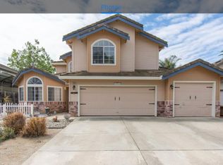 1935 Berry Ct, Dixon, CA 95620
