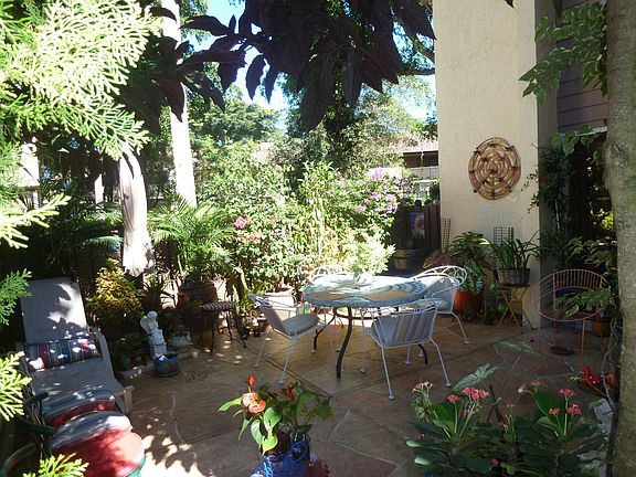 Tropical, private patio