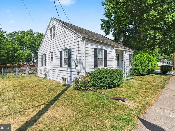 100 S Walnut St, Mechanicsburg, PA 17055