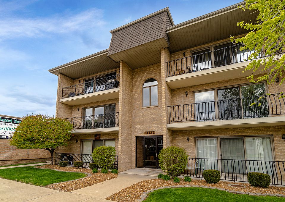 1st image of 11131 S Kedzie Ave APT 301