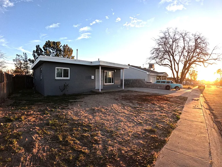1716 Princess Jeanne Dr — Photo 2