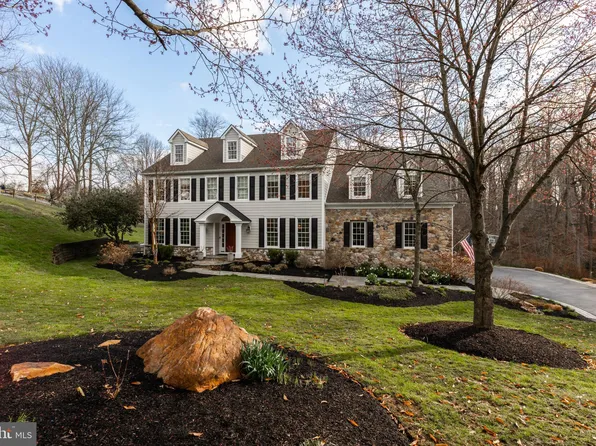 942 Stoney Run Dr, West Chester, PA 19382