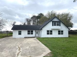 8722 Holmes Rd, Nederland, TX 77627