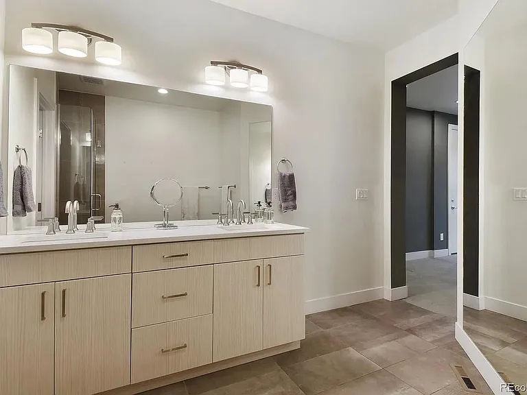 7841 W 51st Ave #B — Photo 9